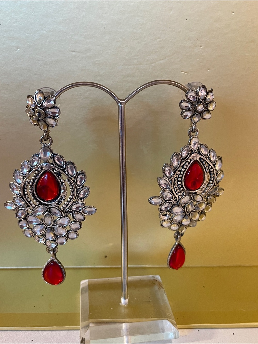 Elegant Silver-Tone Red Teardrop Crystal Dangle Earrings